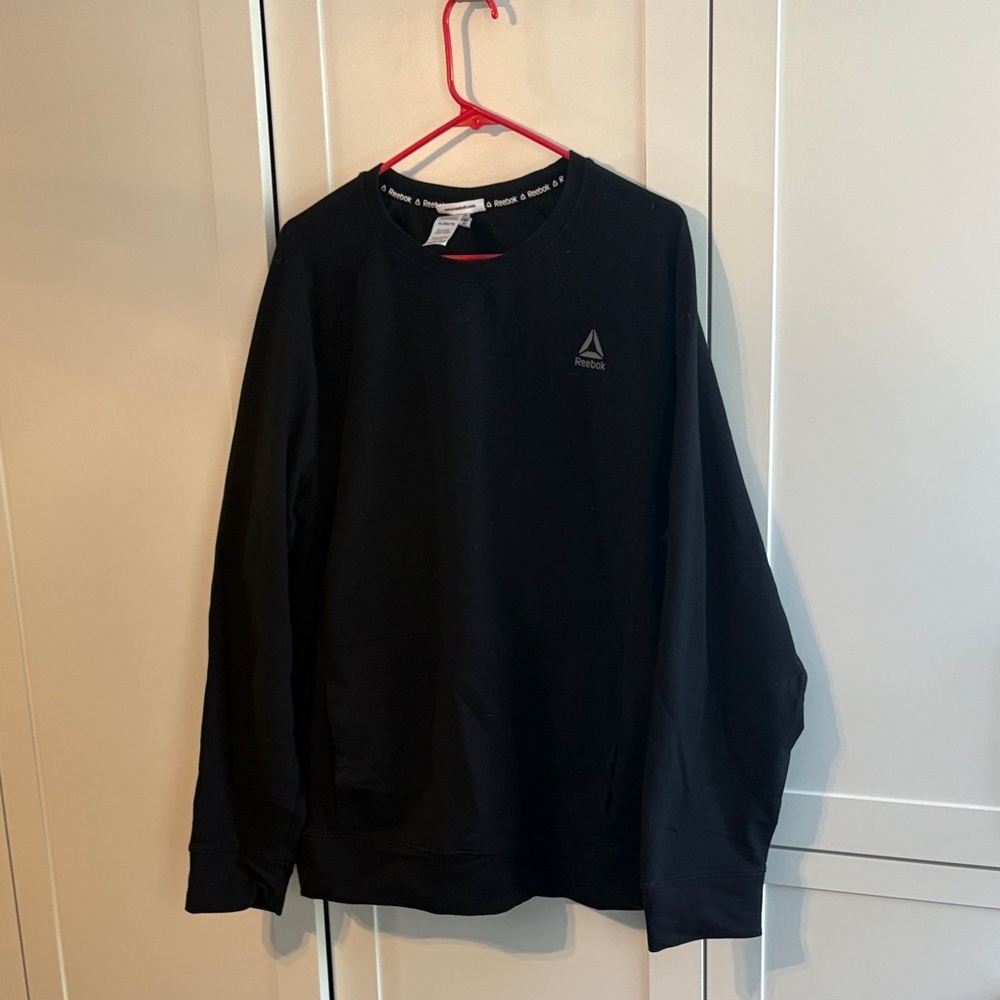 Reebok long sleeve top